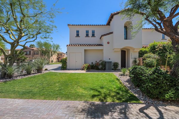 1377 Yermo Dr S